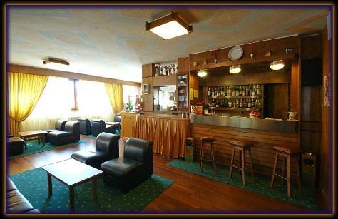 Hotel Des Alpes Фополо Екстериор снимка